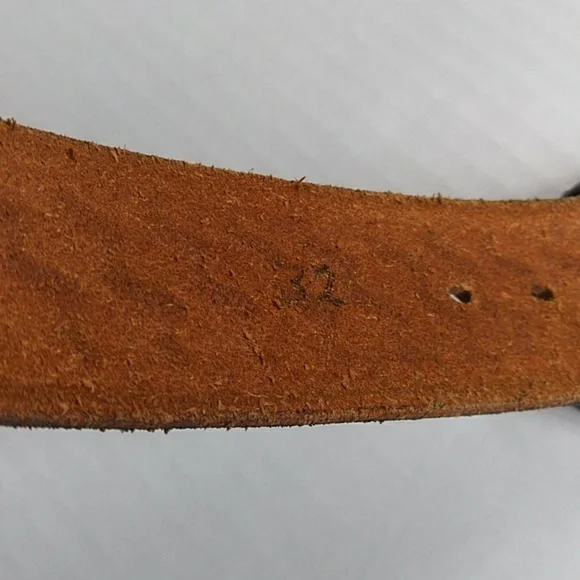 Vtg. Maurice Beals Hand Crafted Leather Belt/Hand Crafted  display picture 3